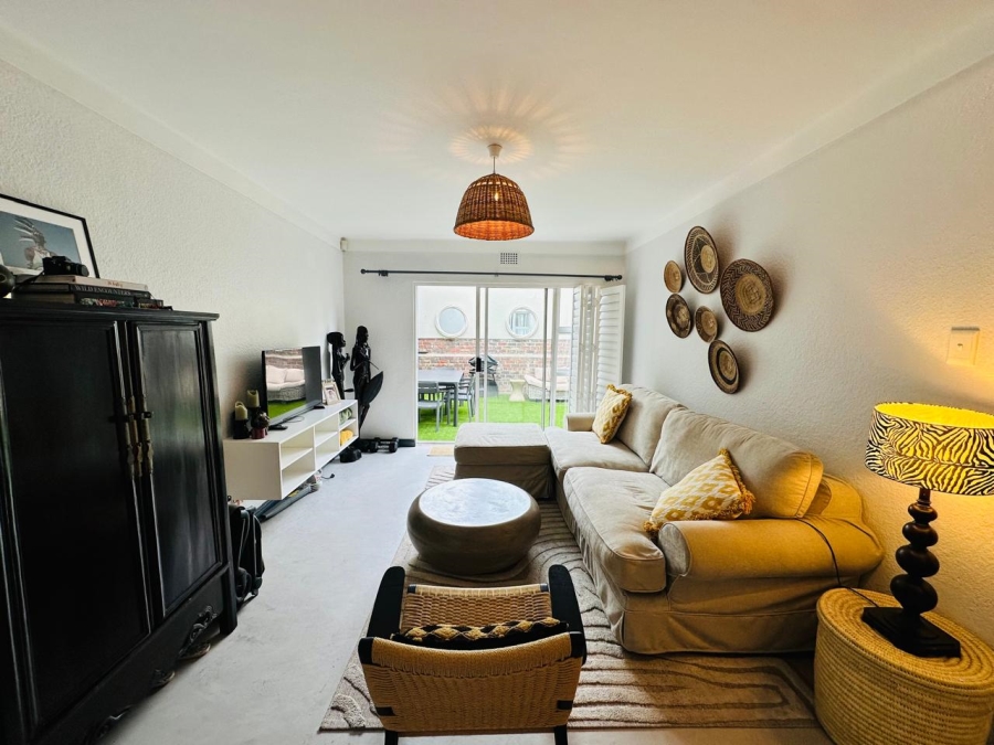 3 Bedroom Property for Sale in Sea Point Western Cape